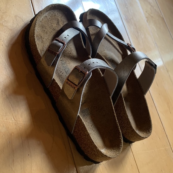 Graceful Taupe Birko-Flor Mayari Birkenstocks - Picture 5 of 7